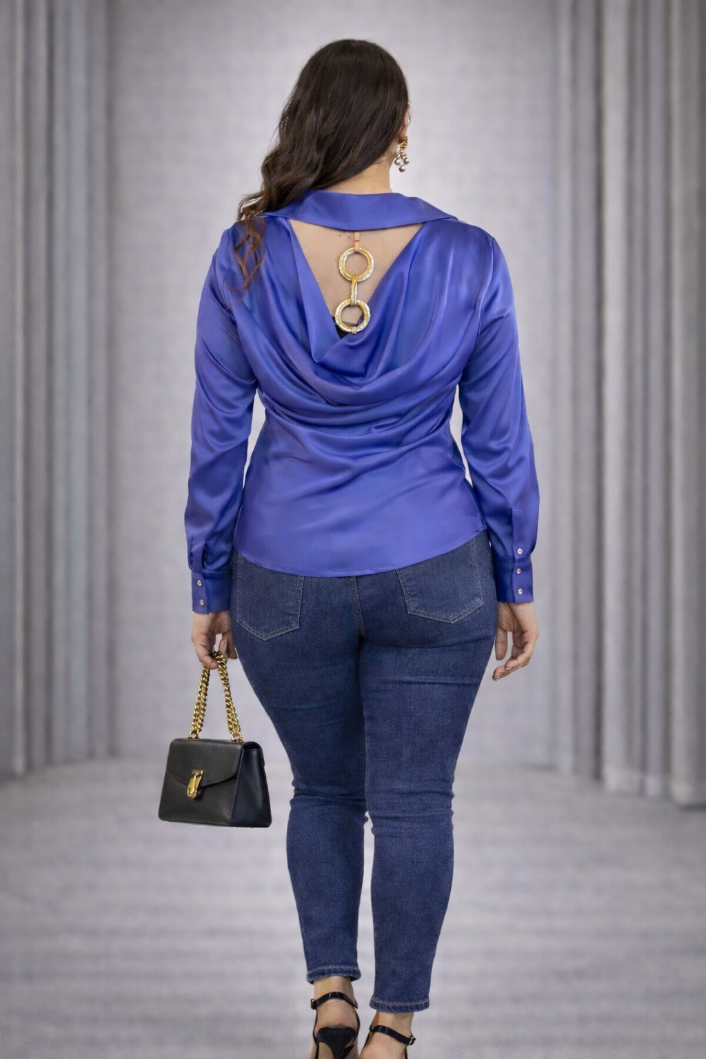 Inspire Greatness blouse